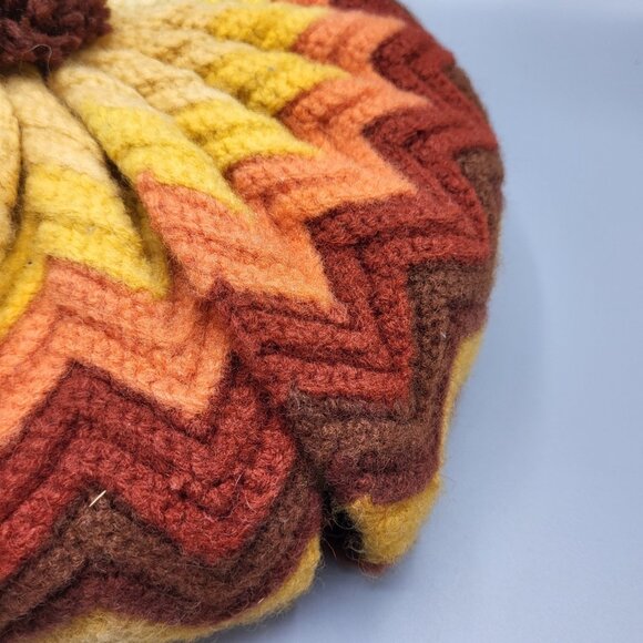 Vtg Crochet Round Granny Throw Pillow Rusty Orange Brown Yarn Ruffled Handmade - Picture 8 of 10